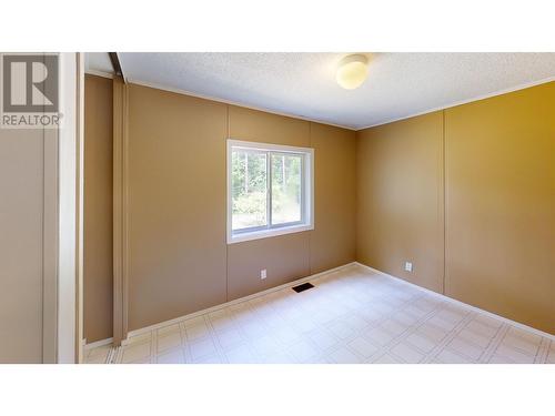 1955 Roan Road, Quesnel, BC - Indoor Photo Showing Other Room