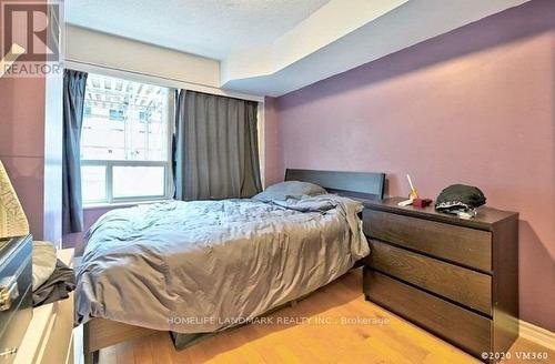 242 - 250 Wellington Street W, Toronto, ON - Indoor Photo Showing Bedroom