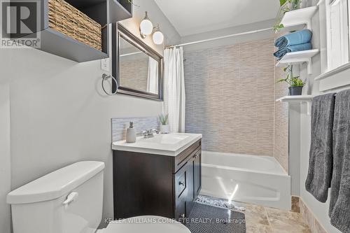 1378 Cannon Street E, Hamilton, ON - Indoor Photo Showing Bathroom