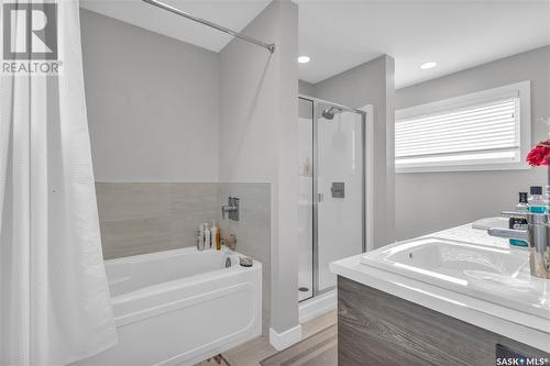 239 Baltzan Boulevard, Saskatoon, SK - Indoor Photo Showing Bathroom