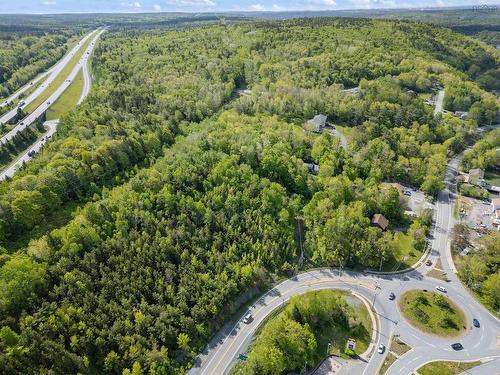 27 Copperhead Road, Fall River, NS 