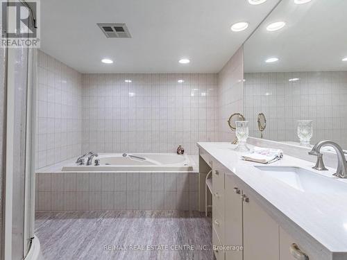2152 Munden Road, Mississauga, ON - Indoor Photo Showing Bathroom