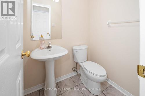 1073 Lorne Park Road, Mississauga, ON - Indoor Photo Showing Bathroom
