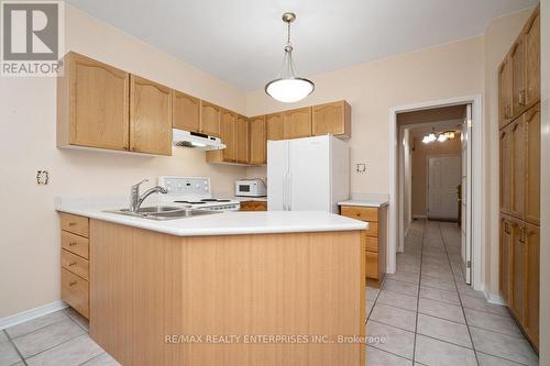 1073 Lorne Park Road, Mississauga, ON - Indoor Photo Showing Kitchen With Double Sink