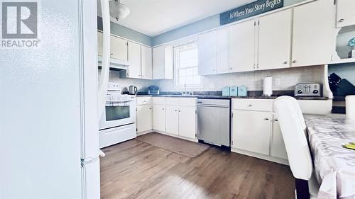 70 Main Street, Springdale, NL - Indoor Photo Showing Kitchen