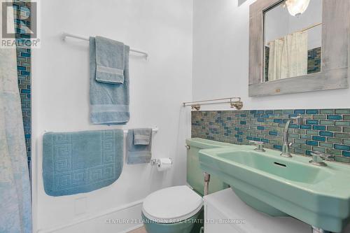 168 Ann Street, Belleville, ON - Indoor Photo Showing Bathroom