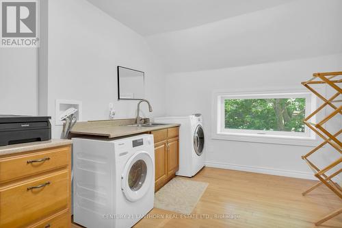 168 Ann Street, Belleville, ON - Indoor Photo Showing Laundry Room