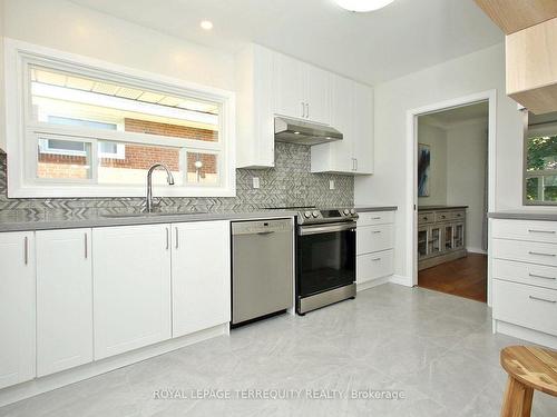 18 Prestbury St, Toronto, ON - Indoor Photo Showing Kitchen With Upgraded Kitchen