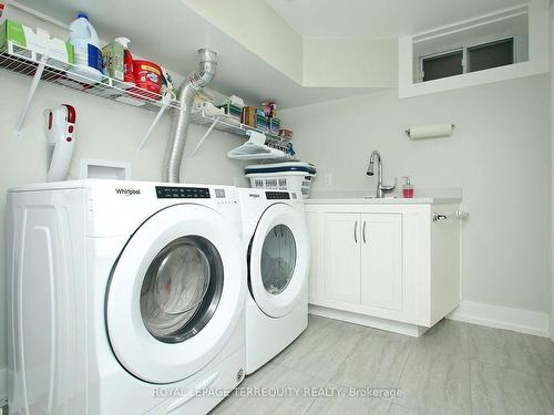 18 Prestbury St, Toronto, ON - Indoor Photo Showing Laundry Room
