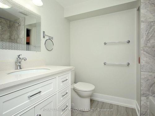 18 Prestbury St, Toronto, ON - Indoor Photo Showing Bathroom