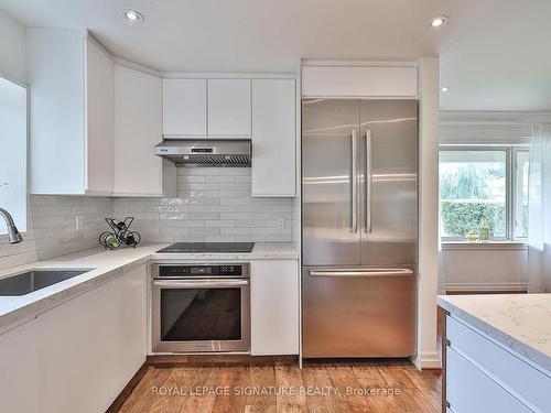 36 Martindale Rd, Toronto, ON - Indoor Photo Showing Kitchen With Upgraded Kitchen