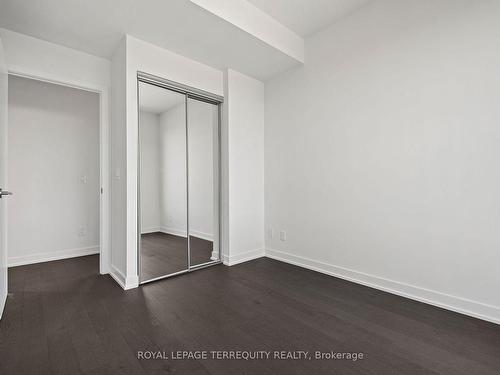 3902E-1926 Lake Shore Blvd W, Toronto, ON - Indoor Photo Showing Other Room