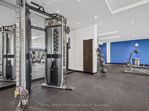 3902E-1926 Lake Shore Blvd W, Toronto, ON - Indoor Photo Showing Gym Room