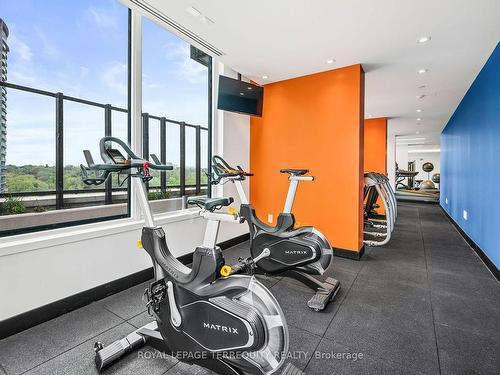 3902E-1926 Lake Shore Blvd W, Toronto, ON - Indoor Photo Showing Gym Room