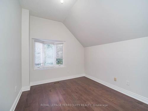 3883 Trelawny Circ, Mississauga, ON - Indoor Photo Showing Other Room