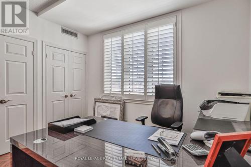 129 - 2289 Lake Shore Boulevard W, Toronto, ON - Indoor Photo Showing Office