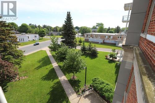 969 Queen St E # 403, Sault Ste. Marie, ON - Outdoor