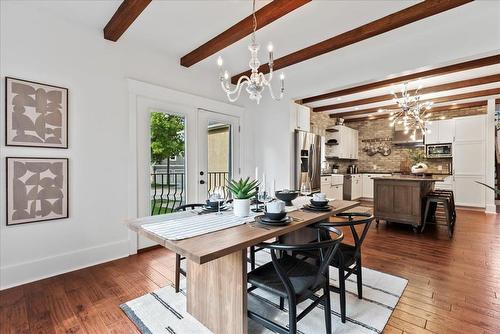 215 Lyndale Drive, Winnipeg, MB - Indoor Photo Showing Dining Room