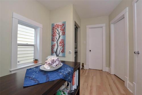 599 Home Street, Winnipeg, MB - Indoor Photo Showing Other Room