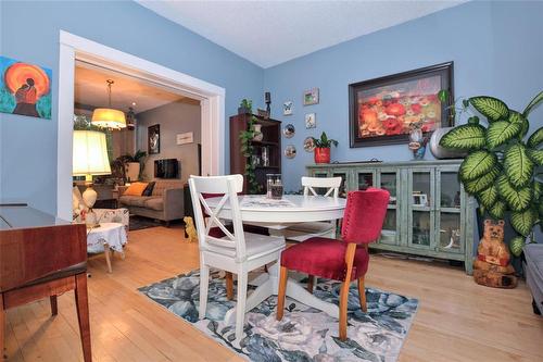 599 Home Street, Winnipeg, MB - Indoor Photo Showing Dining Room