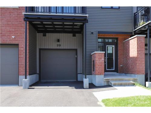 213 Tussock Private, Ottawa, ON 