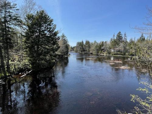 25 Ton Timber Hills Road, Moser River, NS 