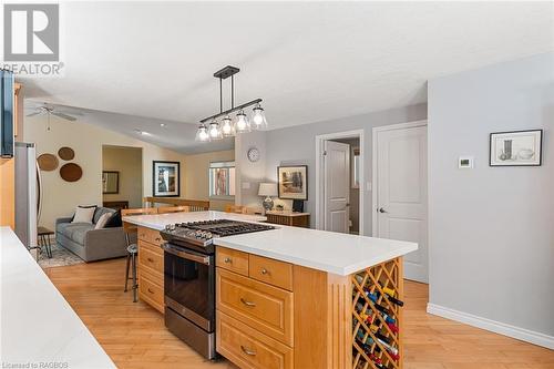 1271 Bruce Rd 4, Brockton, ON - Indoor Photo Showing Kitchen