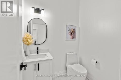 4 Santa Barbara Lane, Halton Hills, ON - Indoor Photo Showing Bathroom