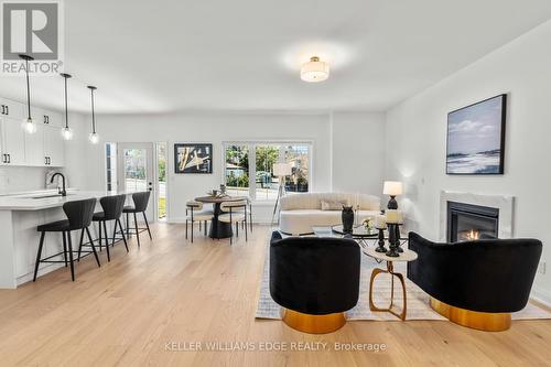 4 Santa Barbara Lane, Halton Hills, ON - Indoor Photo Showing Living Room With Fireplace