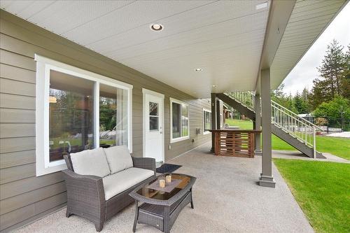 804 Fernwood Drive, Castlegar, BC - Outdoor With Deck Patio Veranda With Exterior