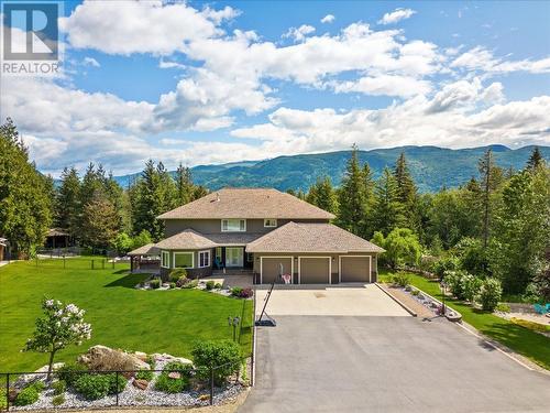 804 Fernwood Drive, Castlegar, BC - Outdoor With View