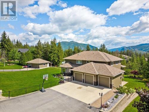 804 Fernwood Drive, Castlegar, BC - Outdoor With View