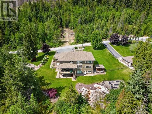 804 Fernwood Drive, Castlegar, BC - Outdoor