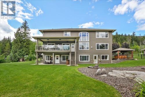 804 Fernwood Drive, Castlegar, BC - Outdoor With Deck Patio Veranda