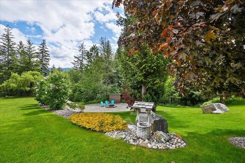 804 Fernwood Drive, Castlegar, BC - Outdoor