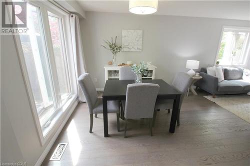 12 Robertson Street, Fergus, ON - Indoor Photo Showing Dining Room