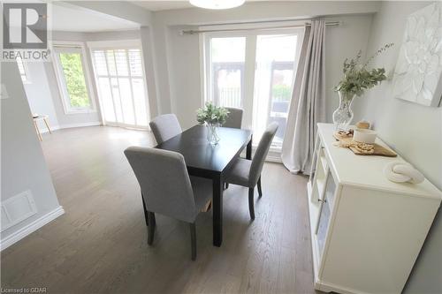 12 Robertson Street, Fergus, ON - Indoor Photo Showing Dining Room