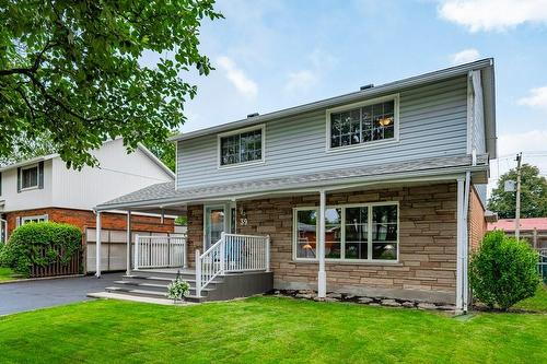 39 Cardinal Drive, Hamilton, ON - Outdoor