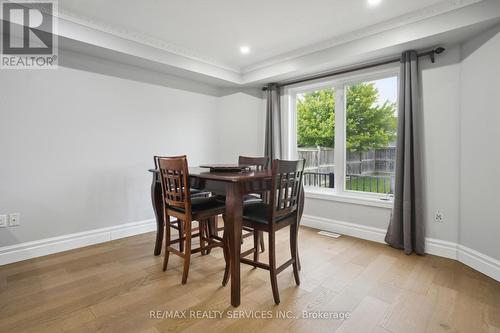 1182 Silverfox Drive, London, ON - Indoor Photo Showing Dining Room