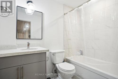 1182 Silverfox Drive, London, ON - Indoor Photo Showing Bathroom