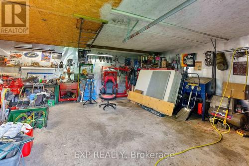 465 Lyons Creek Road, Welland, ON - Indoor Photo Showing Garage