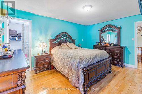 87 Farlain Lake Road E, Tiny, ON - Indoor Photo Showing Bedroom