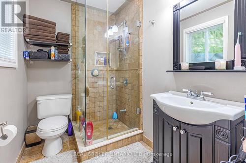 87 Farlain Lake Road E, Tiny, ON - Indoor Photo Showing Bathroom