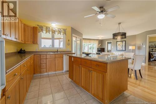 10 Lantern Street, Picadilly, NB - Indoor Photo Showing Kitchen