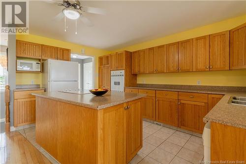 10 Lantern Street, Picadilly, NB - Indoor Photo Showing Kitchen With Double Sink