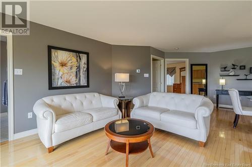 10 Lantern Street, Picadilly, NB - Indoor Photo Showing Living Room