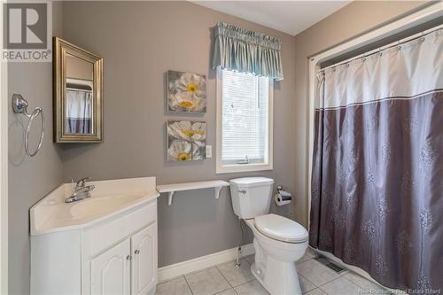 10 Lantern Street, Picadilly, NB - Indoor Photo Showing Bathroom