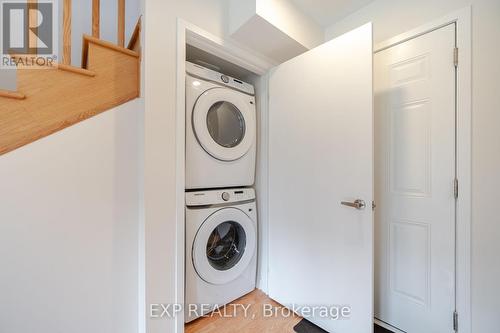1445 Bradenton Path, Oshawa, ON - Indoor Photo Showing Laundry Room