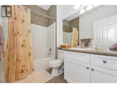 3570 Woodsdale Road Unit# 10, Lake Country, BC - Indoor Photo Showing Bathroom