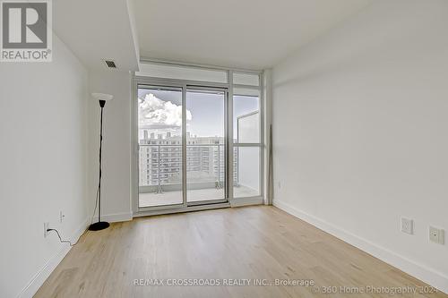 1112 - 33 Singer Court, Toronto, ON - Indoor Photo Showing Other Room